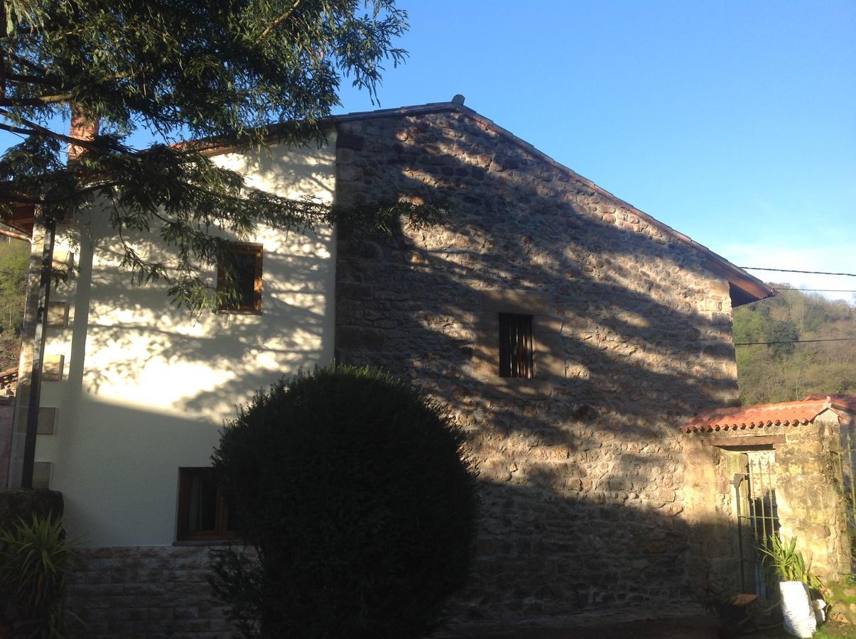 Affittacamere Casona De La Salceda Treceño Esterno foto