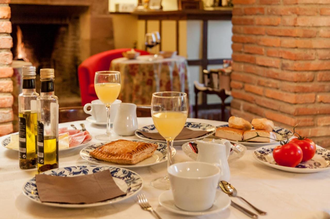 Affittacamere Casona De La Salceda Treceño Esterno foto