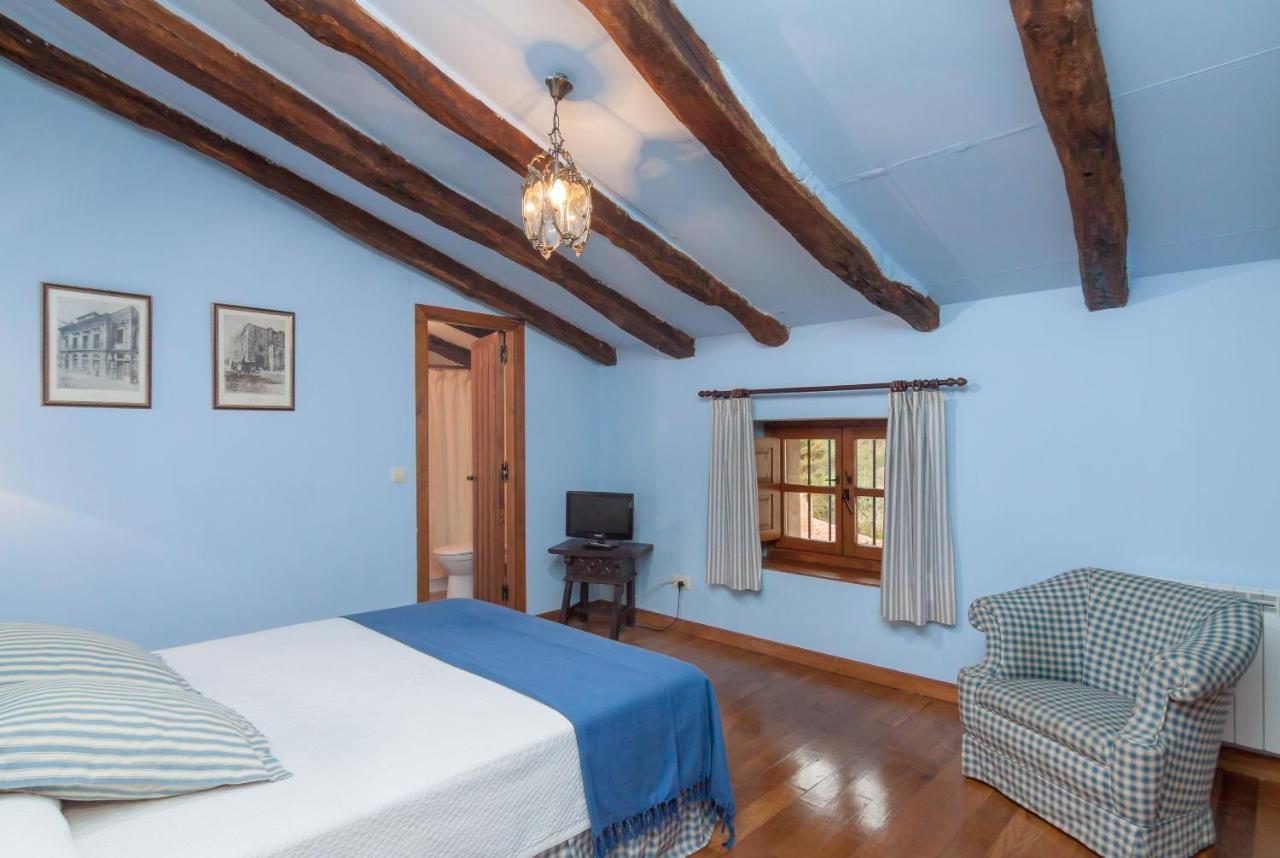 Affittacamere Casona De La Salceda Treceño Esterno foto