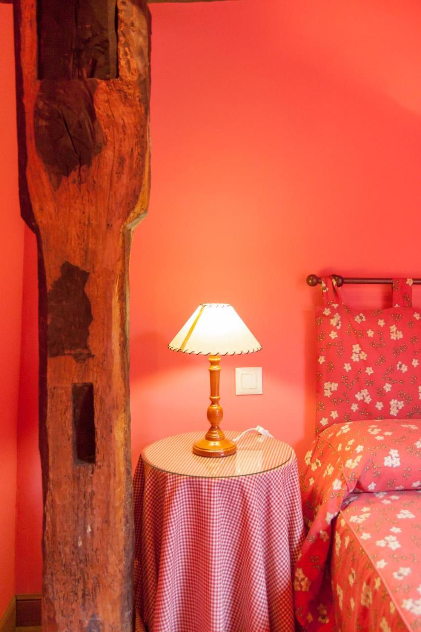 Affittacamere Casona De La Salceda Treceño Esterno foto