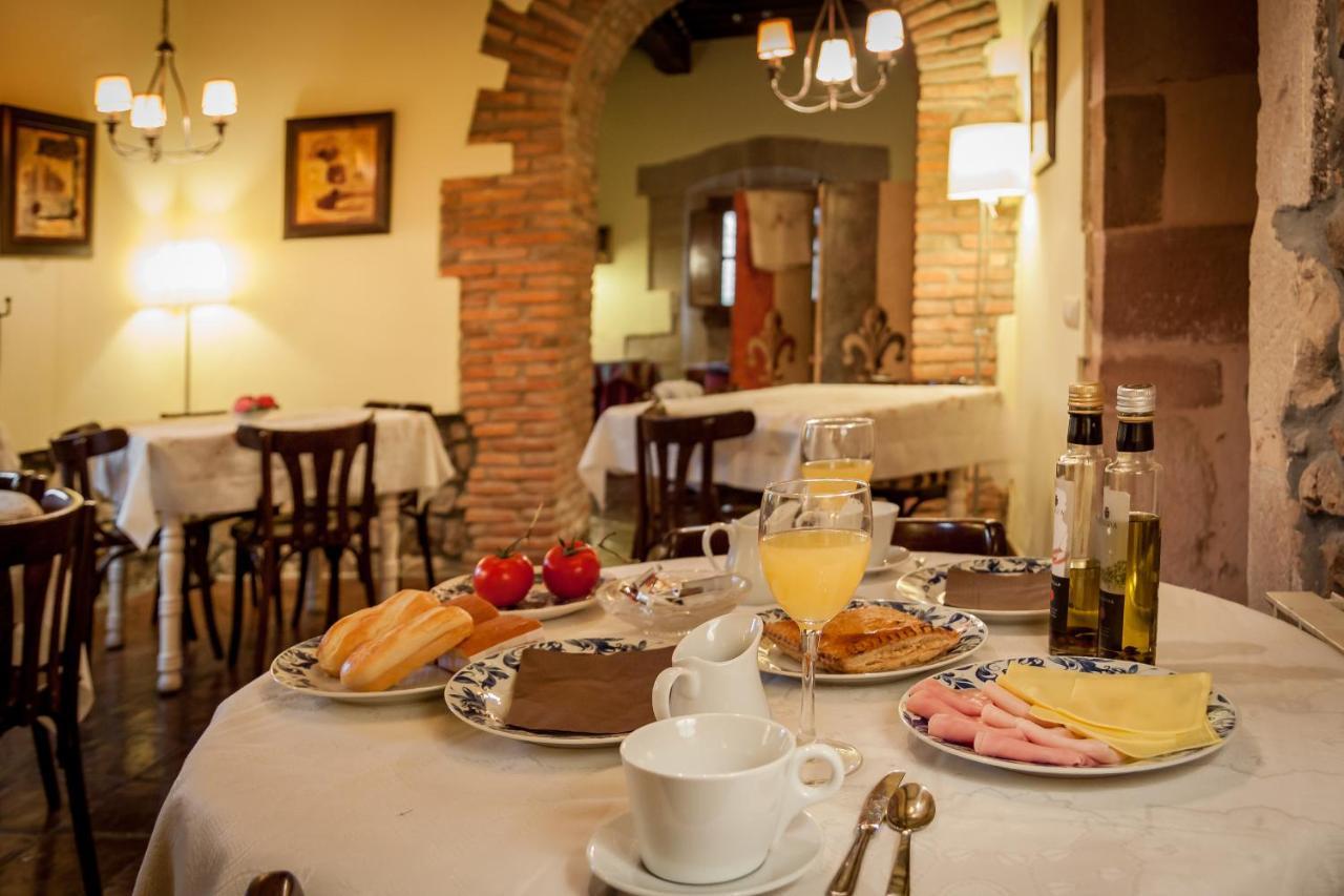 Affittacamere Casona De La Salceda Treceño Esterno foto